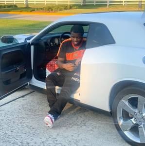 Meet your Posher, Kendall